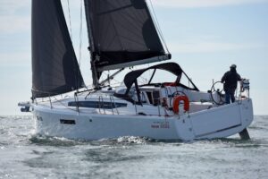 louer-un-voilier-jeanneau-sun-odyssey-380