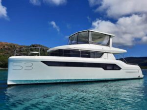 Location catamaran moteur Léopard 53