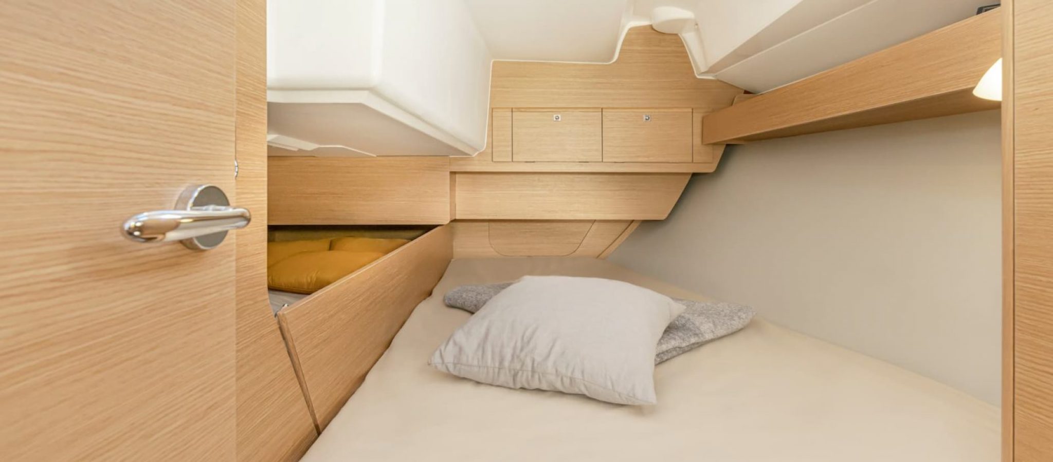 Dufour-360-yacht_LFA6838 (1)