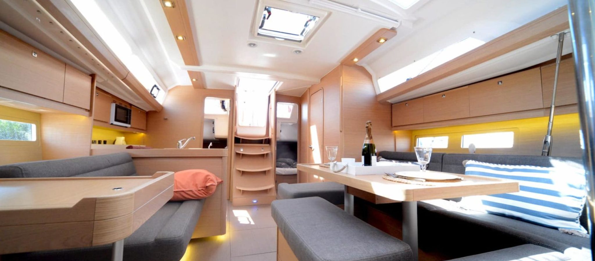 Intérieur du Dufour 412 Grand Large