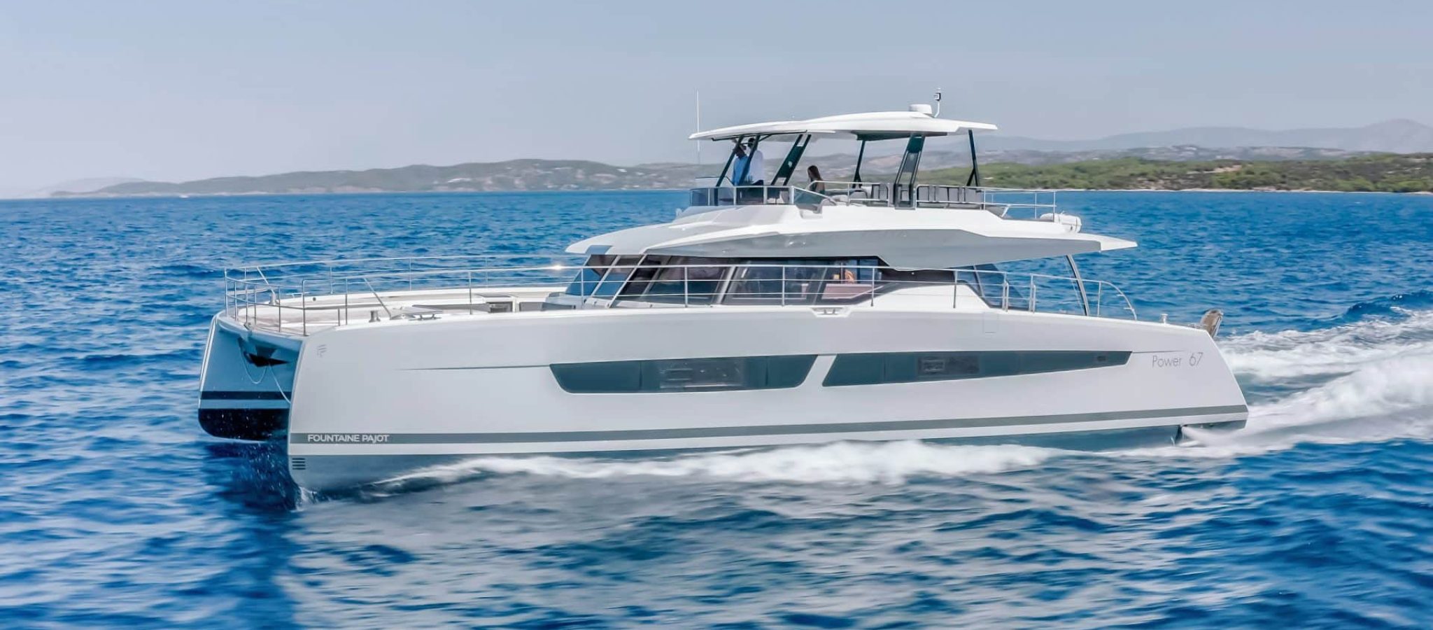 FOUNTAINE-PAJOT-POWER-67-RUNNING-07