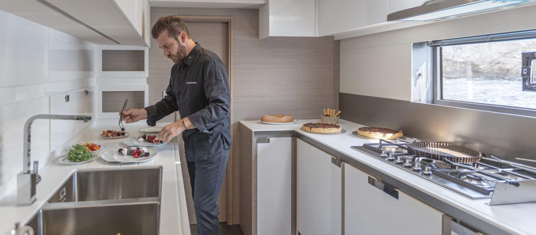 Fountaine-Pajot-Samana-59-Galley-Down