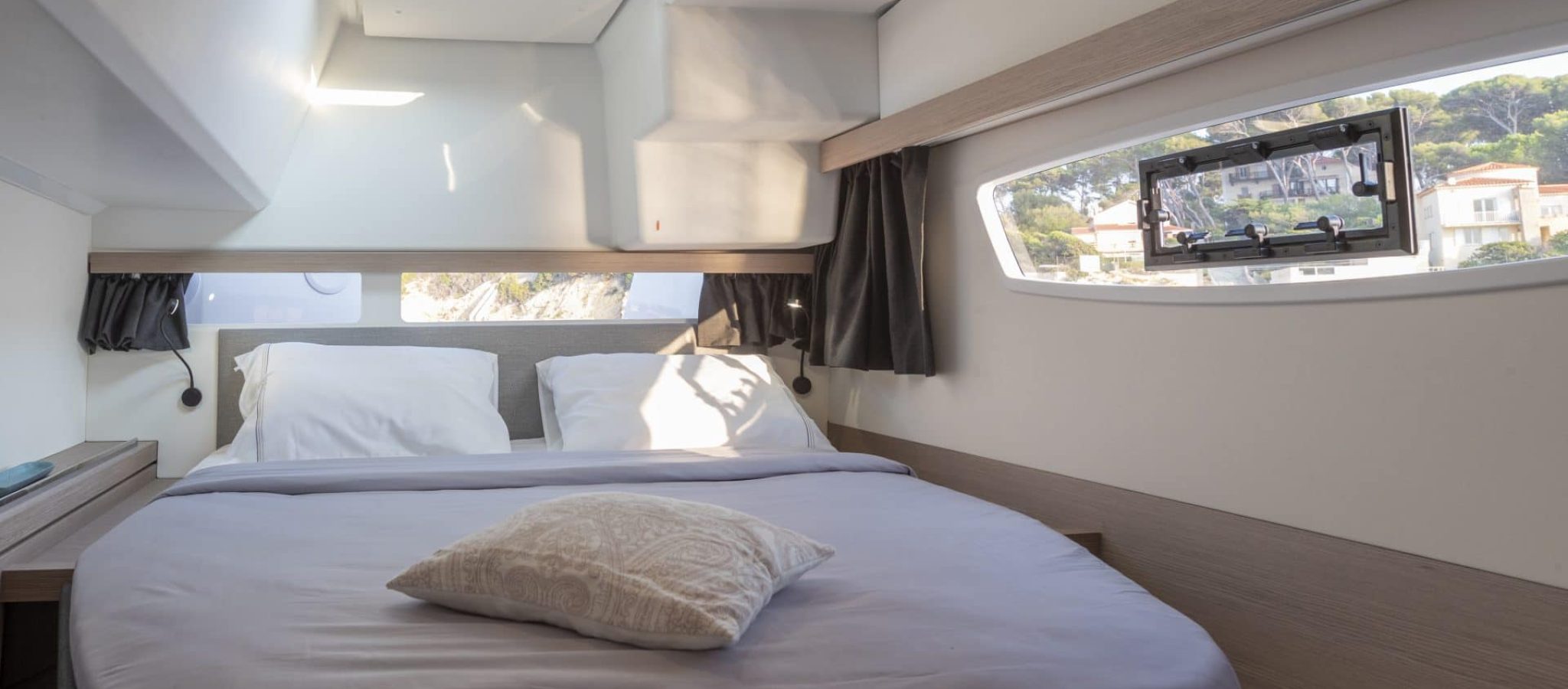 Isla 40 catamaran à voile Fountaine Pajot