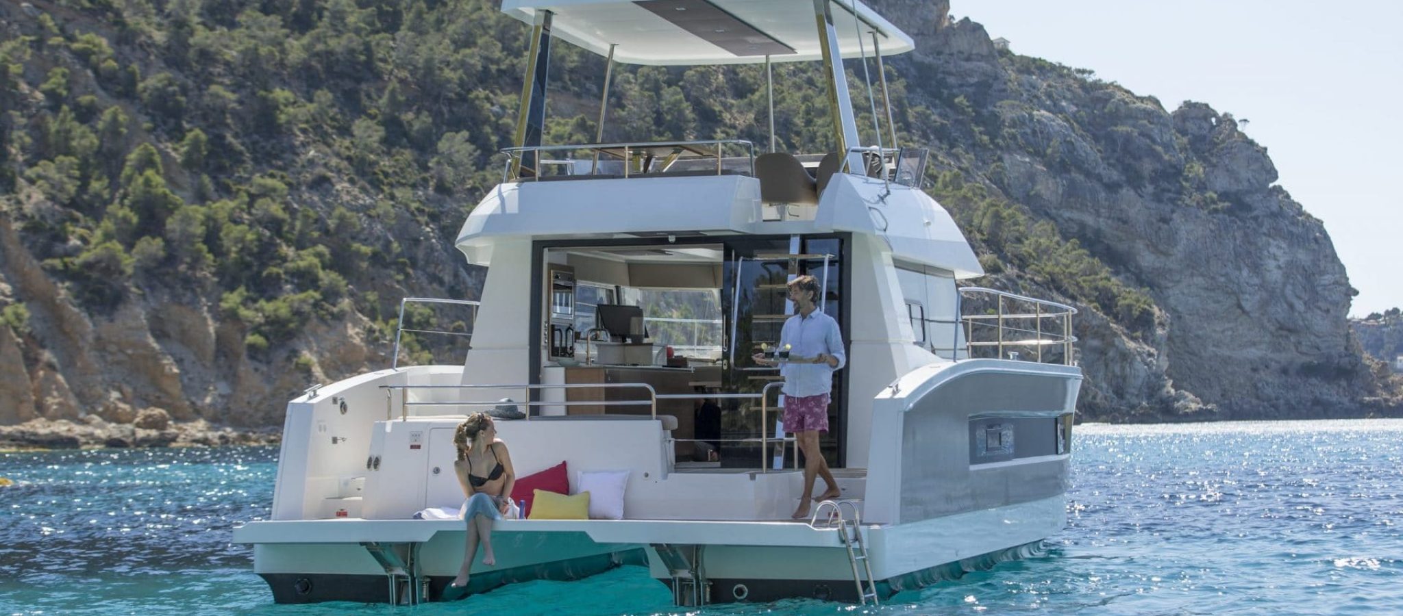 08/04/2015, Andraitx (Isla de Mallorca, Islas Baleares, ESP), Chantier Fountaine-Pajot, Motor Yacht 37