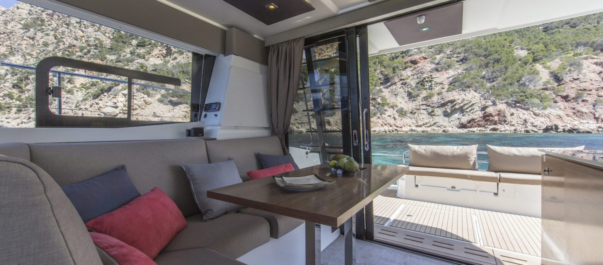 09/04/2015, Antraitx (Mallorca, Baleares, ESP), Fountaine-Pajot MY 37