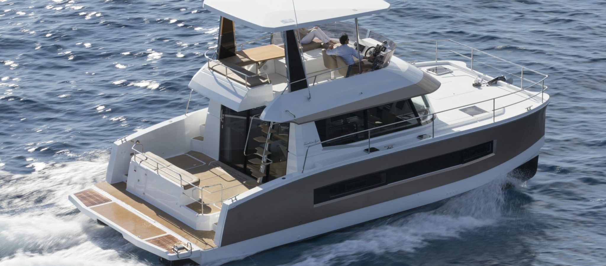 08/04/2015, Andraitx (Isla de Mallorca, Islas Baleares, ESP), Chantier Fountaine-Pajot, Motor Yacht 37