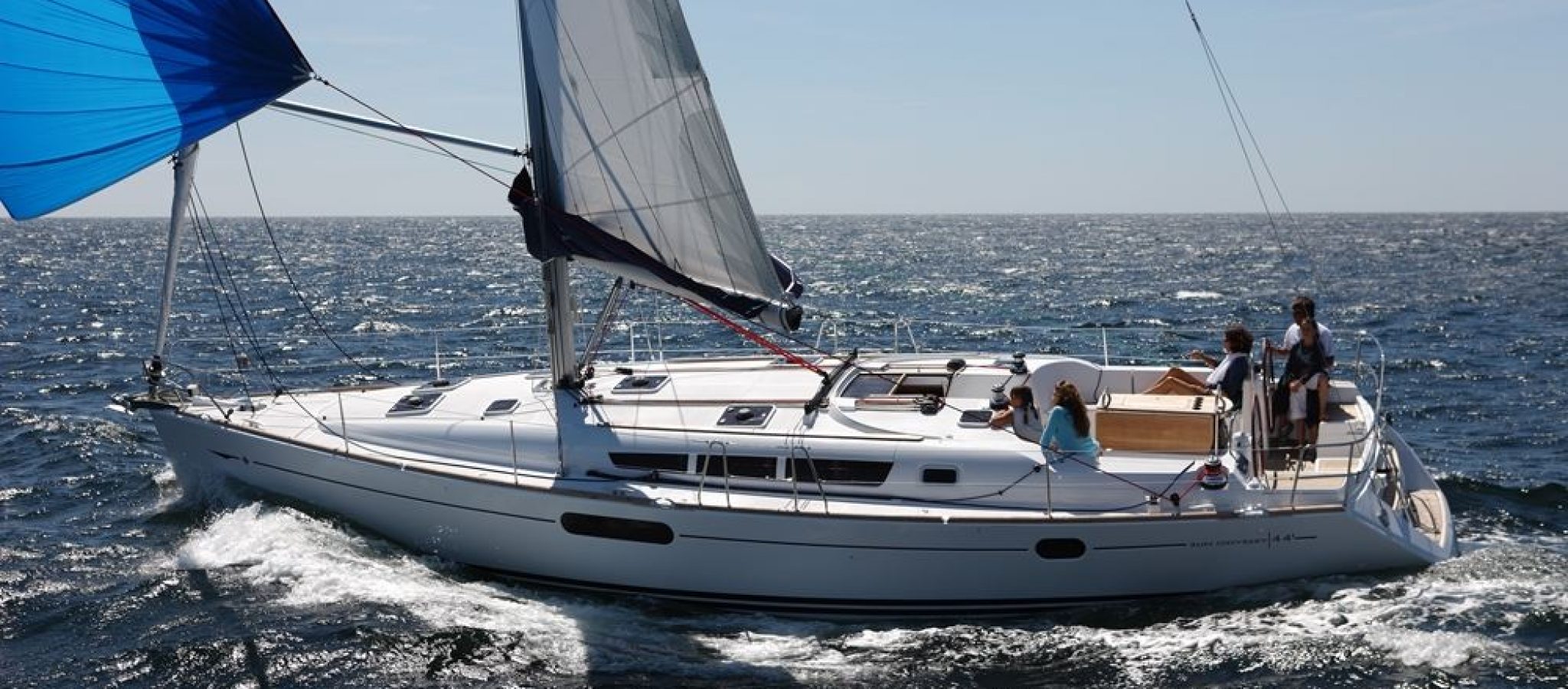 Sun-Odyssey-44i-010