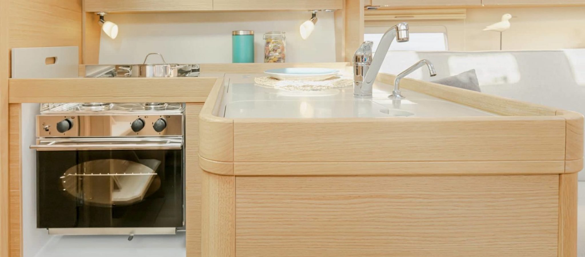 Voilier Dufour 360 grand large cuisine