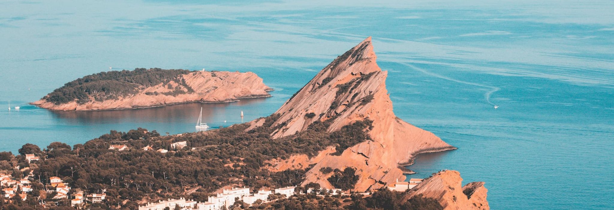 lcs-_vgt-Q3fkqf-QyrI-unsplash (1)